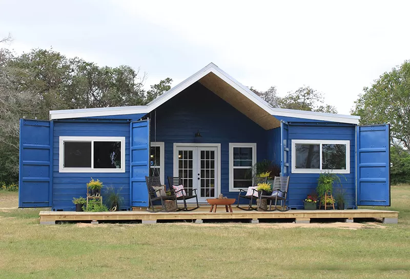 Assembled tiny container house
